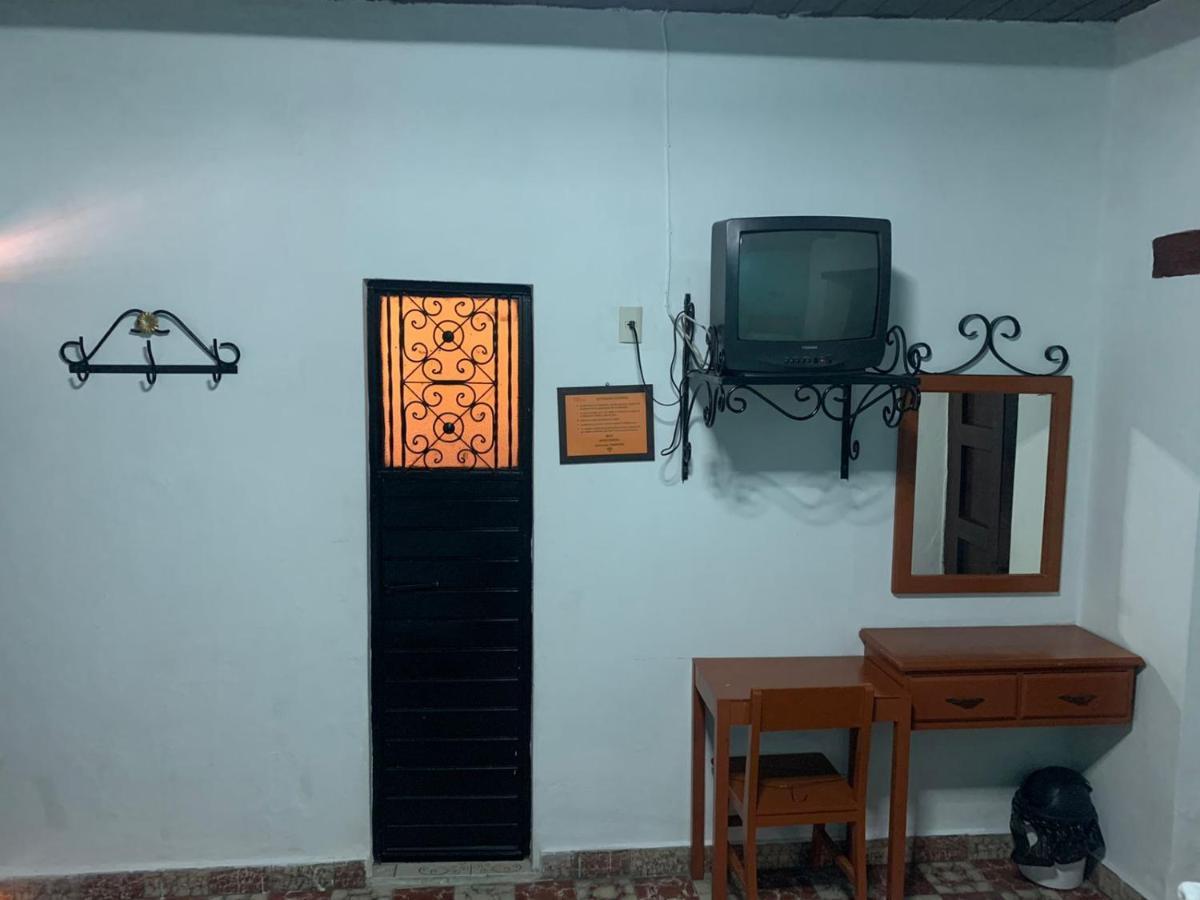 Hotel Clasico Colonial Комитан-де-Домингес Экстерьер фото