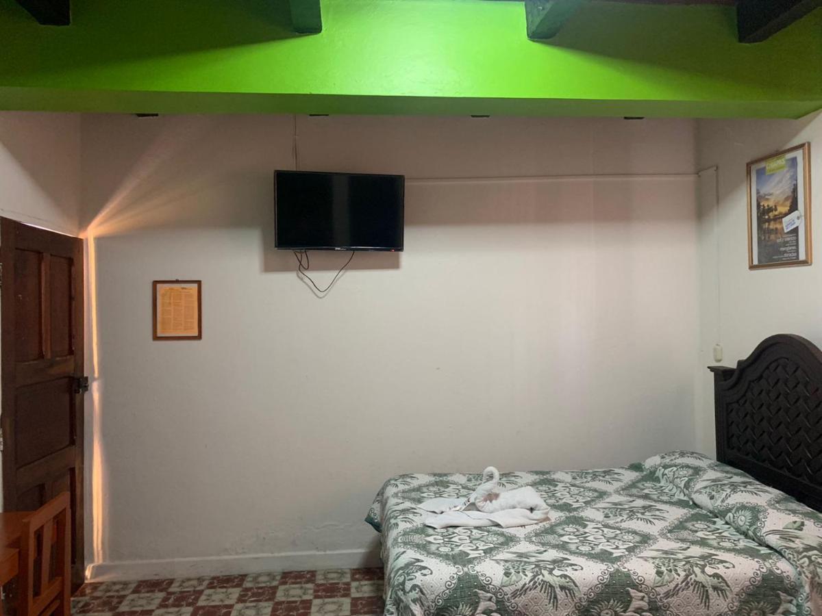 Hotel Clasico Colonial Комитан-де-Домингес Экстерьер фото