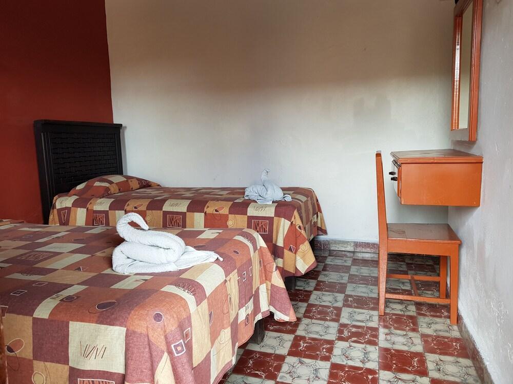 Hotel Clasico Colonial Комитан-де-Домингес Экстерьер фото
