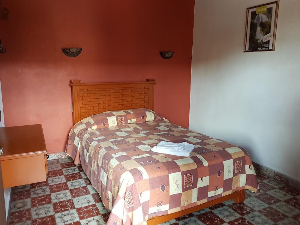 Hotel Clasico Colonial Комитан-де-Домингес Экстерьер фото
